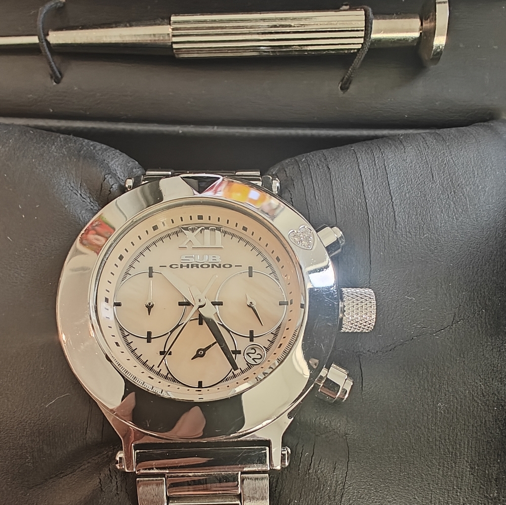 A charming watch Sub Chrono - Picture 5 of 10